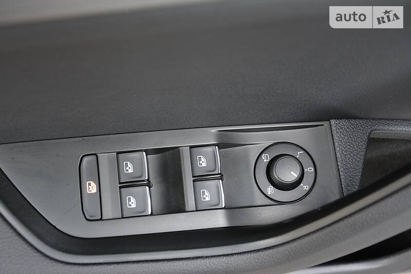 Універсал Skoda Superb 2017 в Луцьку