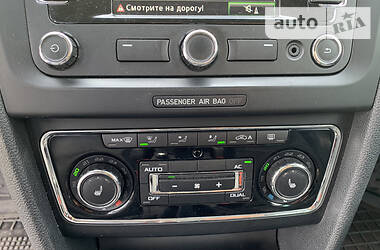 Універсал Skoda Superb 2012 в 