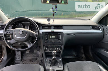 Універсал Skoda Superb 2012 в 