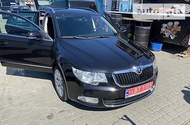 Универсал Skoda Superb 2012 в Черновцах