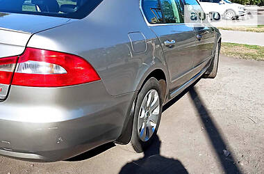 Ліфтбек Skoda Superb 2009 в Дніпрі