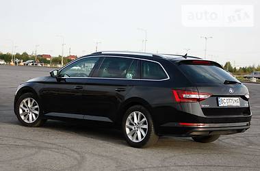 Универсал Skoda Superb 2016 в 