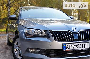 Універсал Skoda Superb 2016 в Запоріжжі