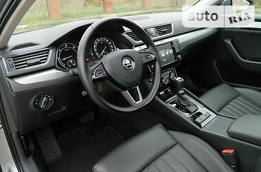 Седан Skoda Superb 2015 в Житомире