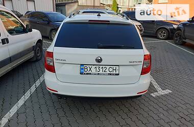 Універсал Skoda Superb 2014 в 