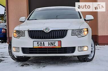 Седан Skoda Superb 2011 в Самборе