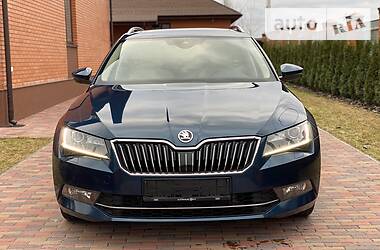 Универсал Skoda Superb 2016 в Киеве