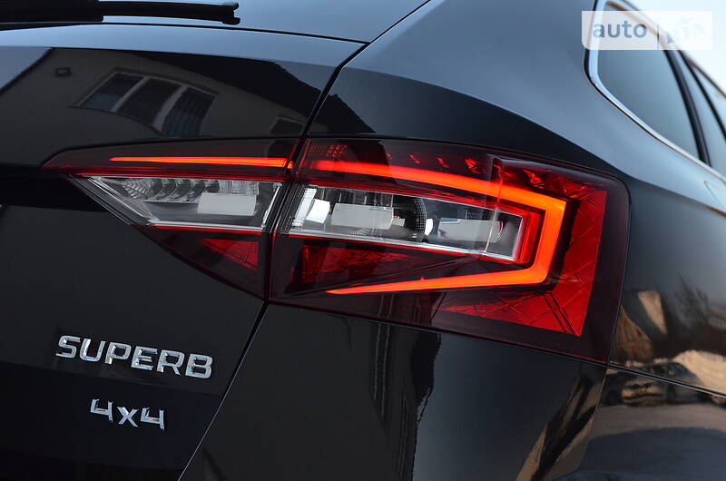 Універсал Skoda Superb 2016 в Луцьку