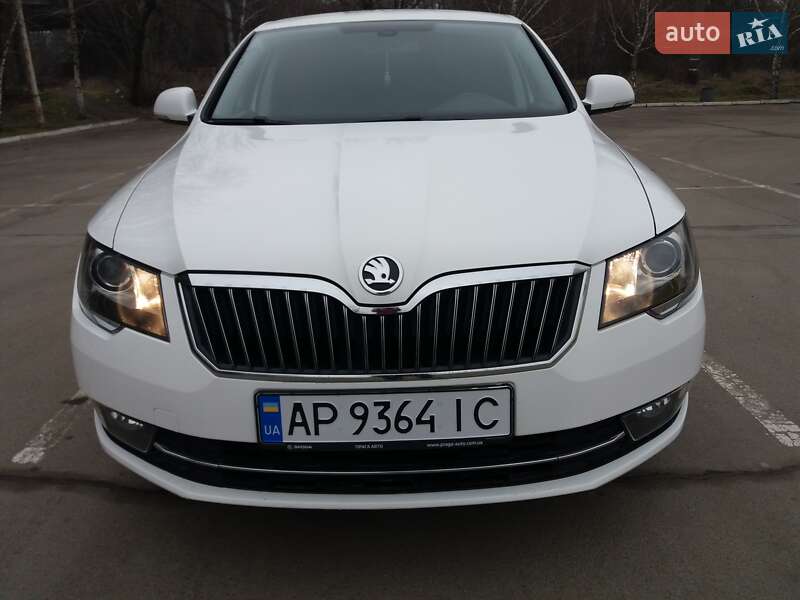 Лифтбек Skoda Superb 2014 в Запорожье