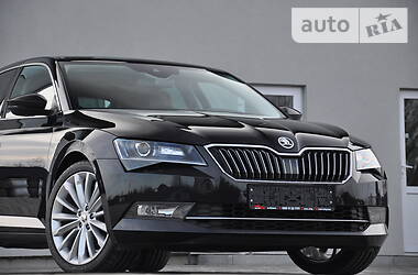 Седан Skoda Superb 2017 в Луцке