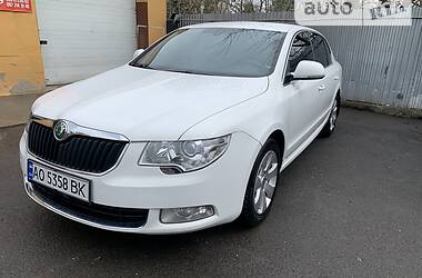 Хэтчбек Skoda Superb 2011 в Ужгороде