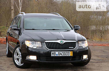 Універсал Skoda Superb 2011 в Трускавці