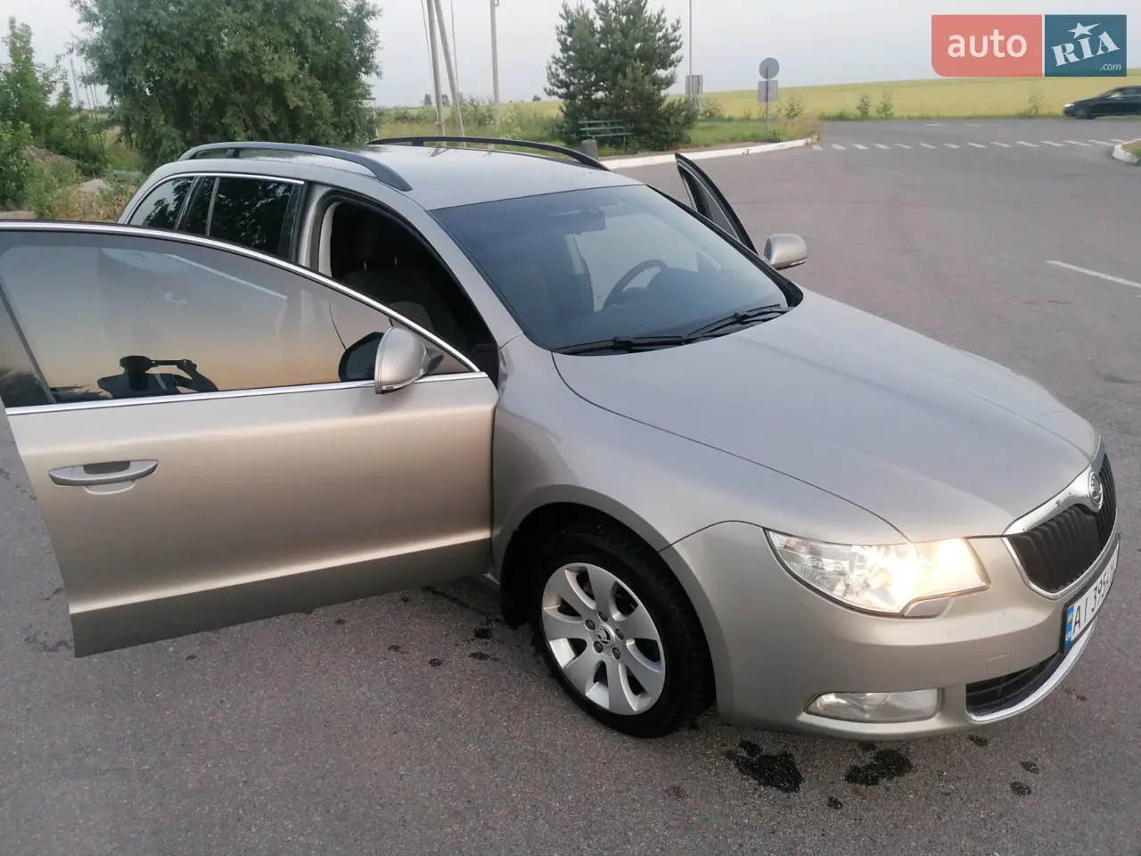 2013 Skoda Superb - мініатюра 4