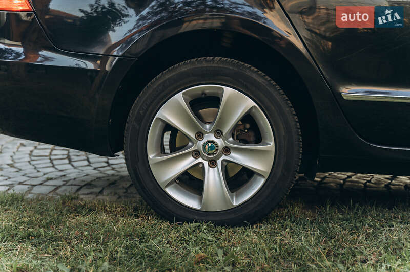 Ліфтбек Skoda Superb 2011 в Мукачевому