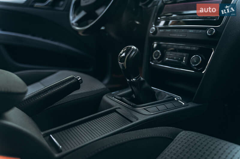 Ліфтбек Skoda Superb 2011 в Мукачевому