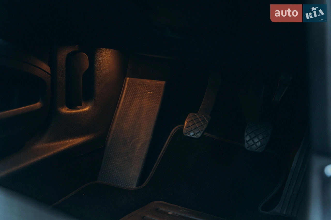 2011 Skoda Superb - мініатюра 13