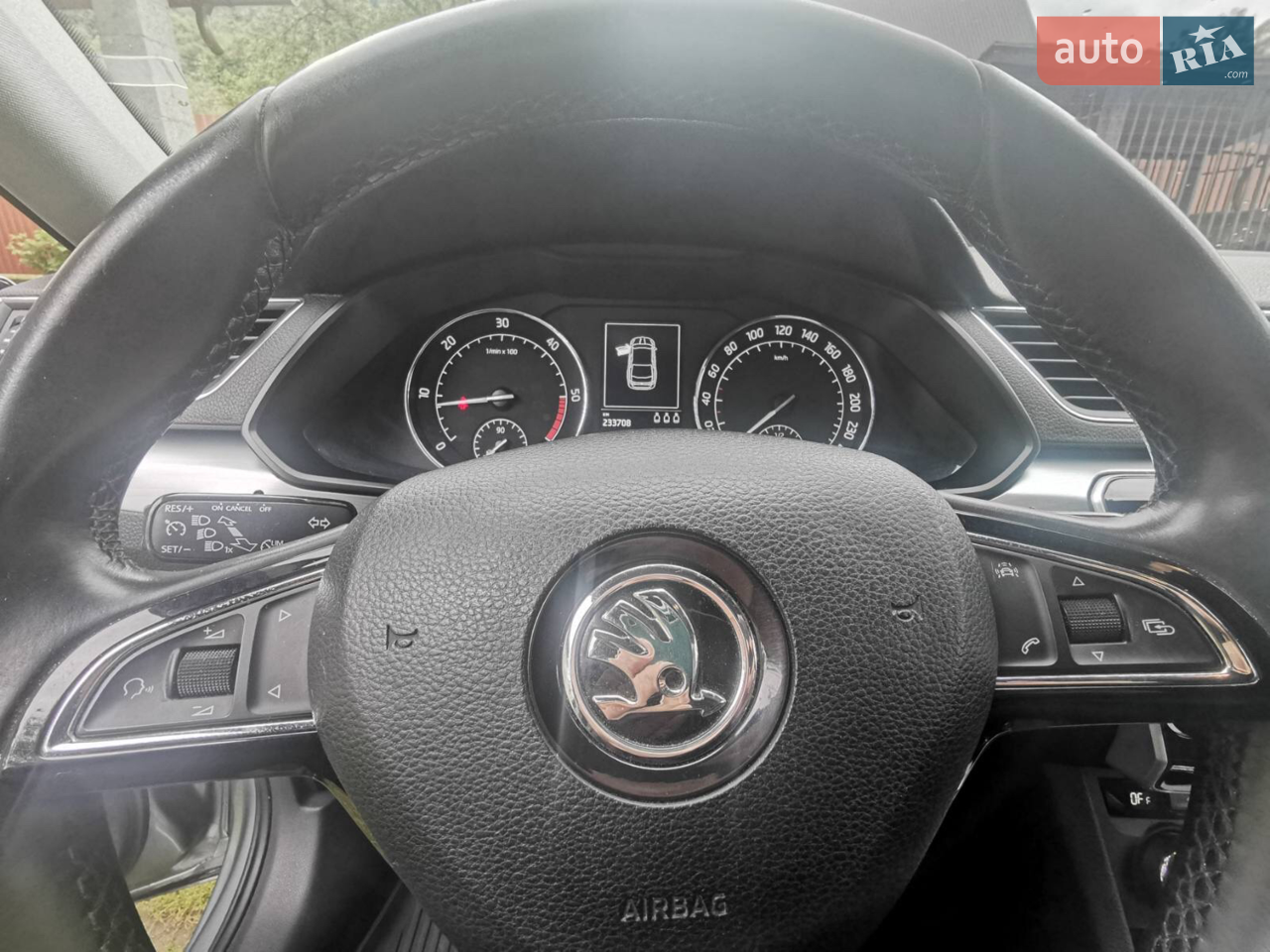 2015 Skoda Superb - мініатюра 15