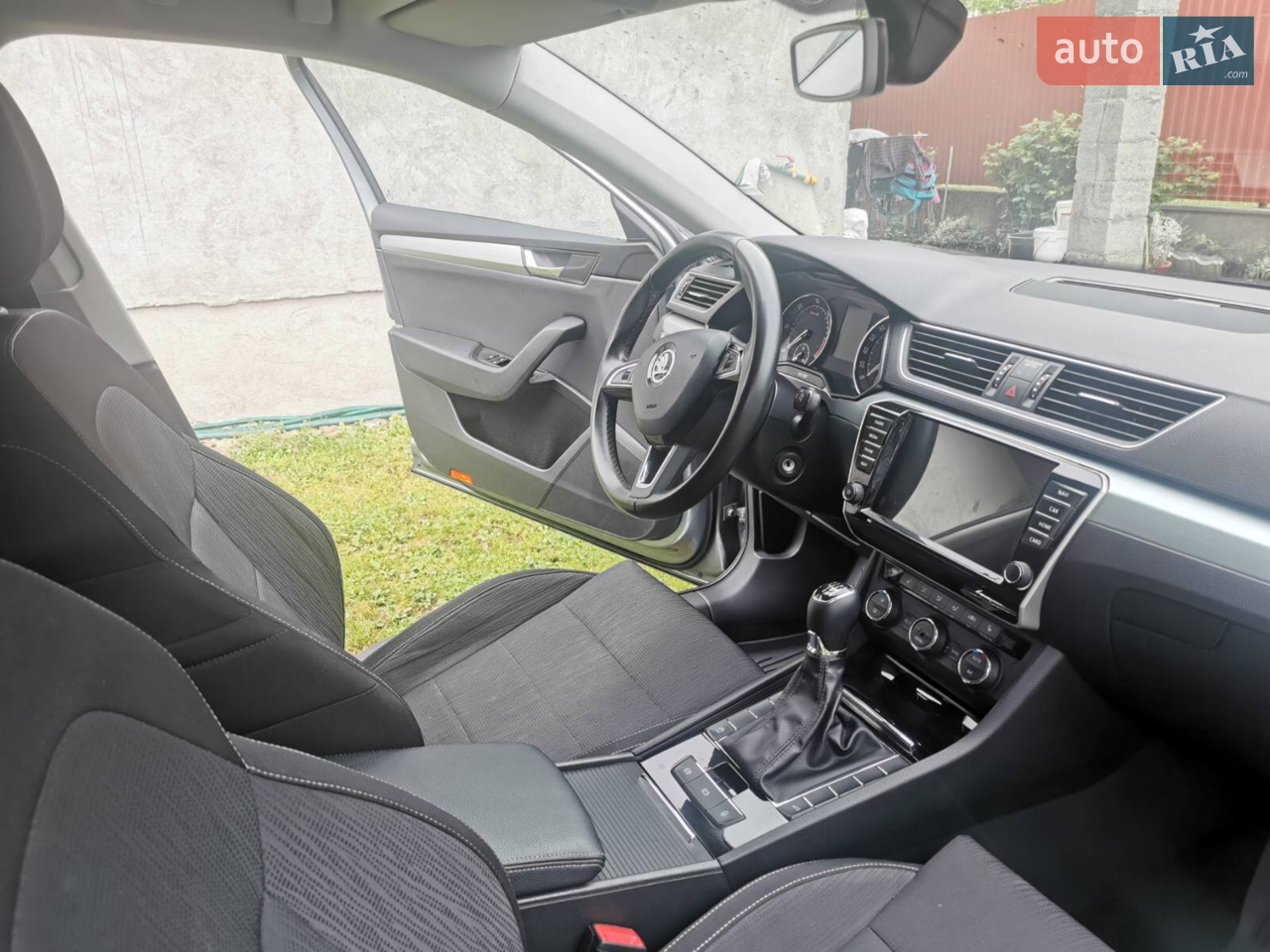 2015 Skoda Superb - мініатюра 18