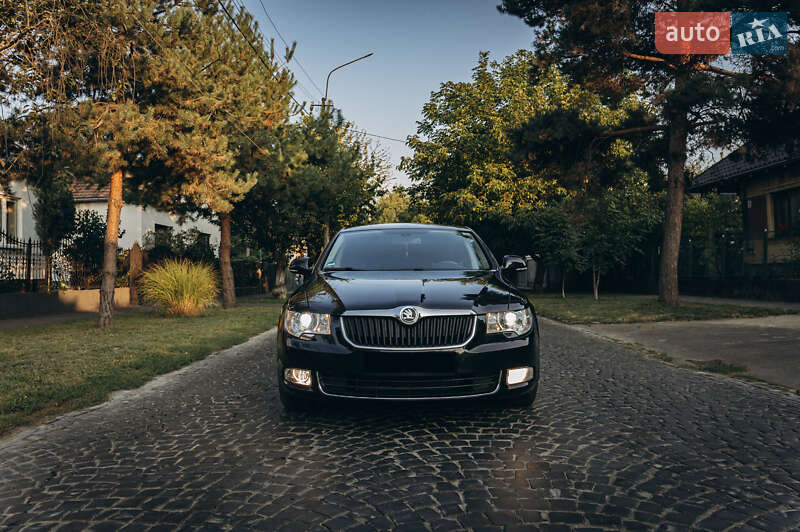 Ліфтбек Skoda Superb 2011 в Мукачевому