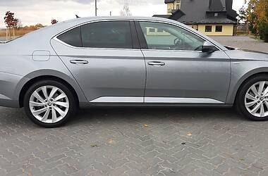 Седан Skoda Superb 2016 в Івано-Франківську