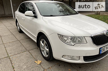 Седан Skoda Superb 2009 в Николаеве