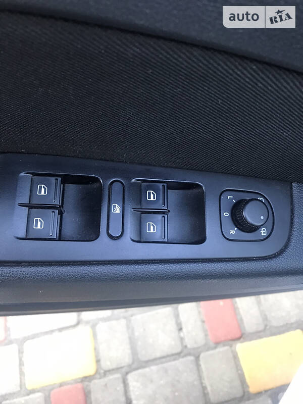 Лифтбек Skoda Superb 2011 в Подольске