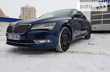 Седан Skoda Superb 2016 в Луцьку