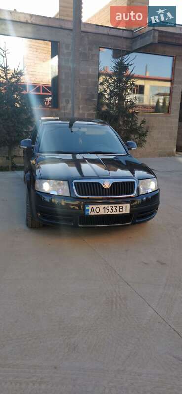 Седан Skoda Superb 2008 в Тячеві