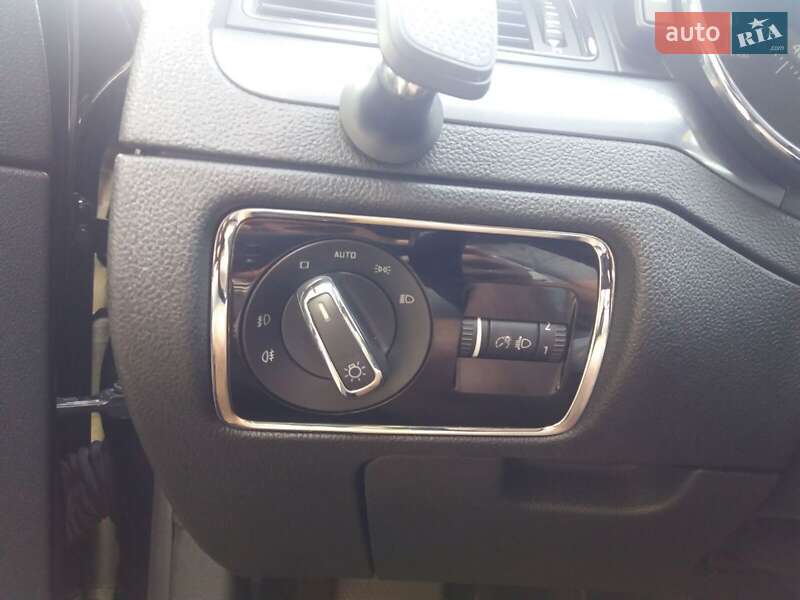 Универсал Skoda Superb 2012 в Стрые фото 12 Универсал Skoda Superb 2012 в Стрые