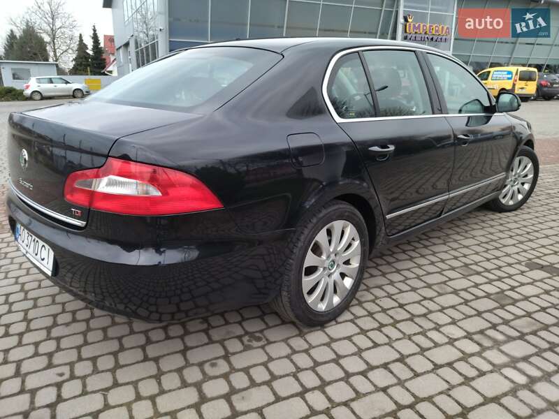 Ліфтбек Skoda Superb 2010 в Ужгороді