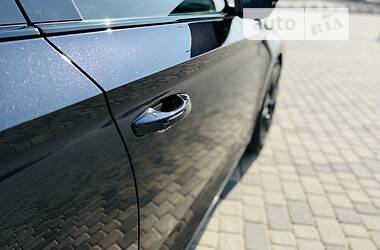 Седан Skoda Superb 2018 в 