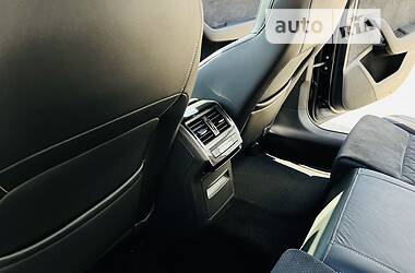 Седан Skoda Superb 2018 в 