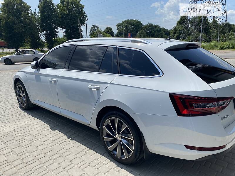 Універсал Skoda Superb 2016 в Вінниці