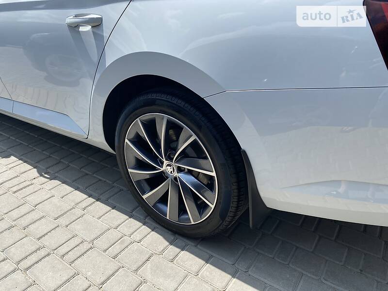 Універсал Skoda Superb 2016 в Вінниці