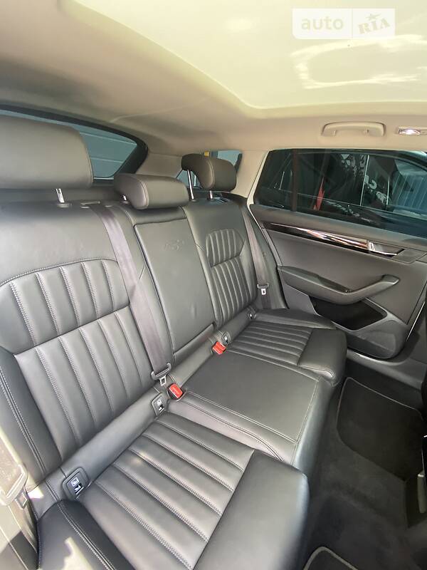 Універсал Skoda Superb 2016 в Вінниці