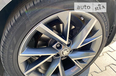 Универсал Skoda Superb 2017 в 