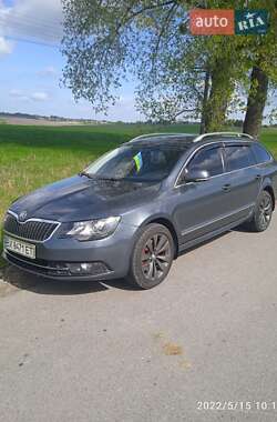 Универсал Skoda Superb 2014 в 
