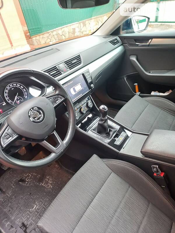 Универсал Skoda Superb 2016 в Хмельницком