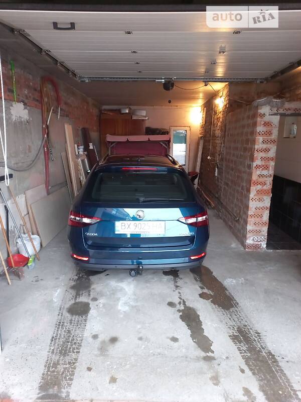 Универсал Skoda Superb 2016 в Хмельницком