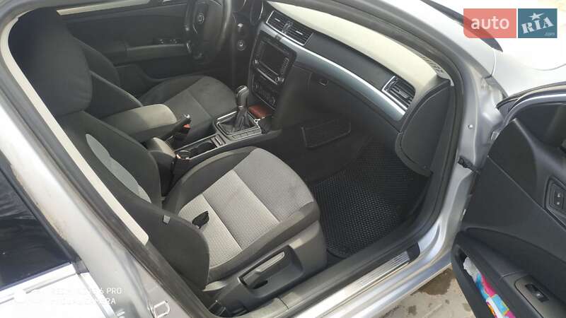 Лифтбек Skoda Superb 2008 в Хмельницком