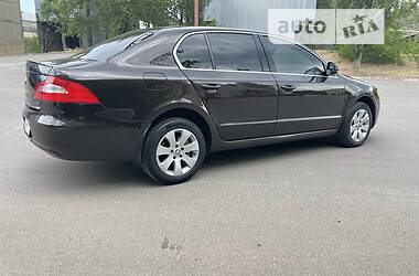 Седан Skoda Superb 2012 в Києві