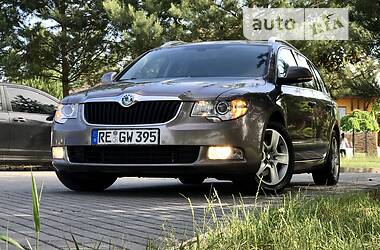 Универсал Skoda Superb 2011 в Дрогобыче