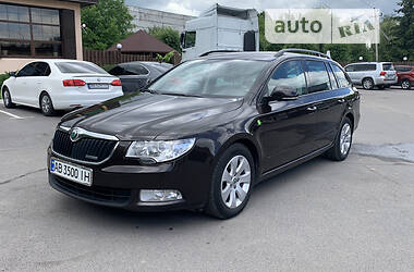 Универсал Skoda Superb 2012 в Виннице