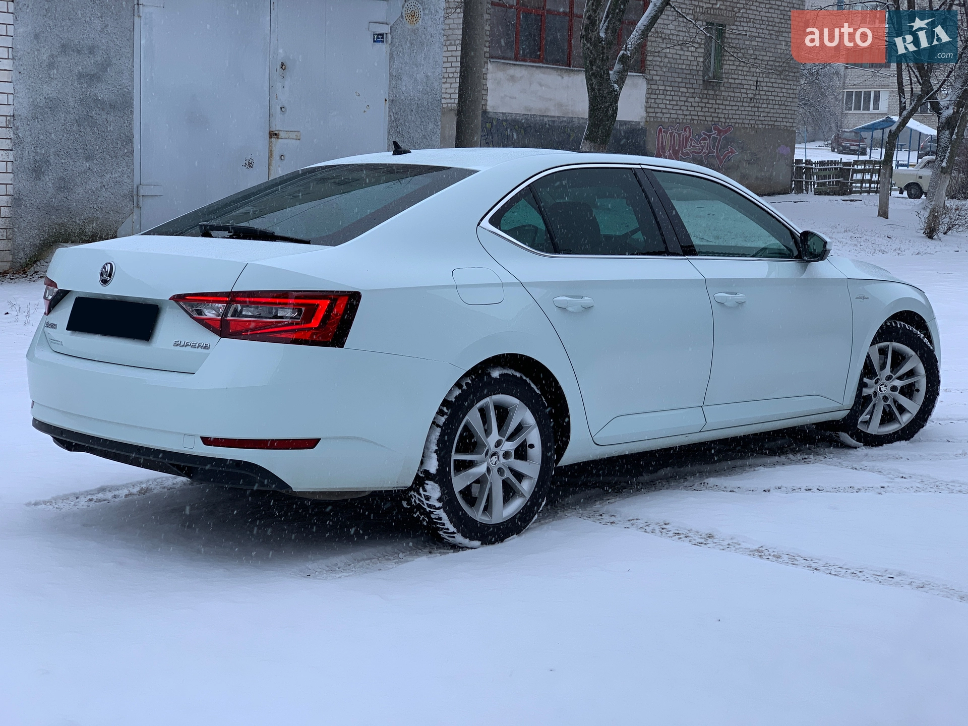 2015 Skoda Superb - мініатюра 2