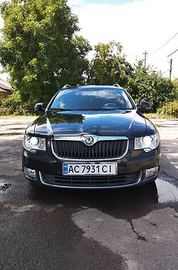 Универсал Skoda Superb 2010 в Нововолынске