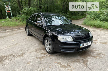 Лифтбек Skoda Superb 2006 в Киеве