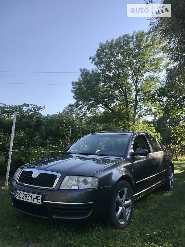 Лифтбек Skoda Superb 2002 в Ковеле