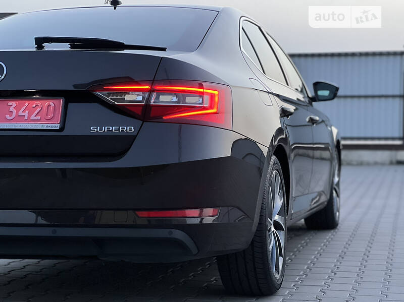 Ліфтбек Skoda Superb 2017 в Луцьку