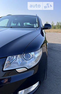 Универсал Skoda Superb 2012 в Любешове