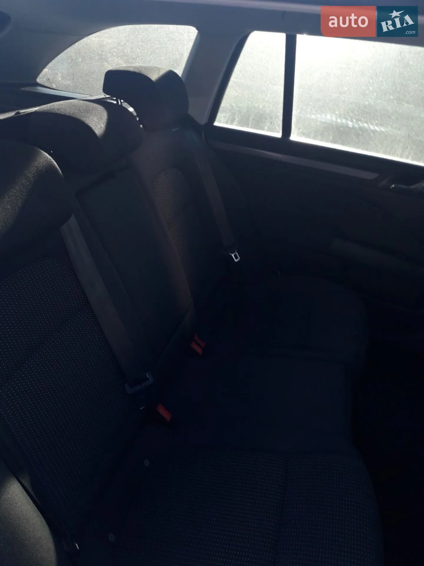 2010 Skoda Superb - мініатюра 12